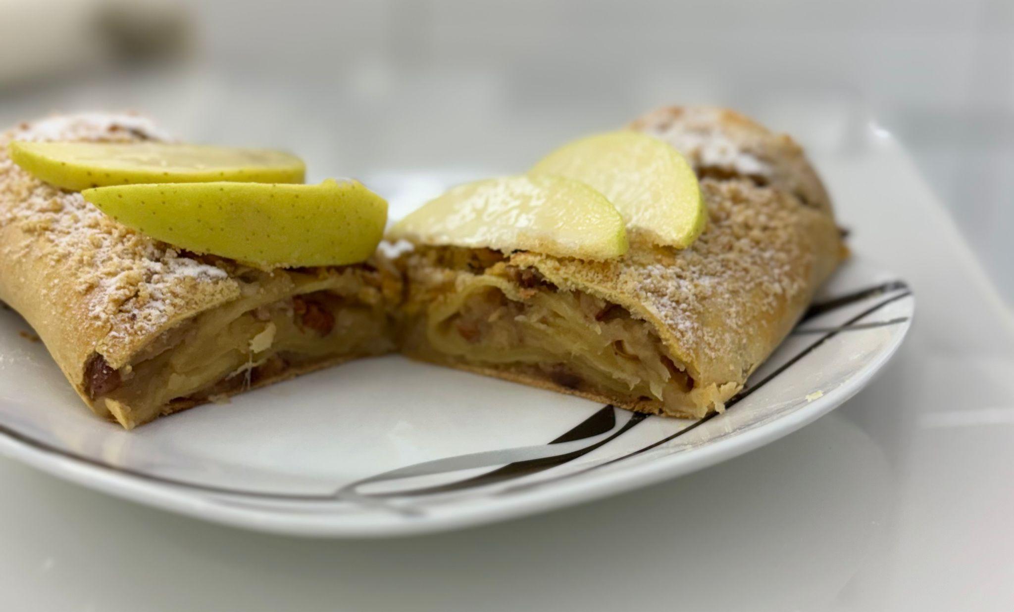 STRUDEL DI MELE ALLA SICILIANA
