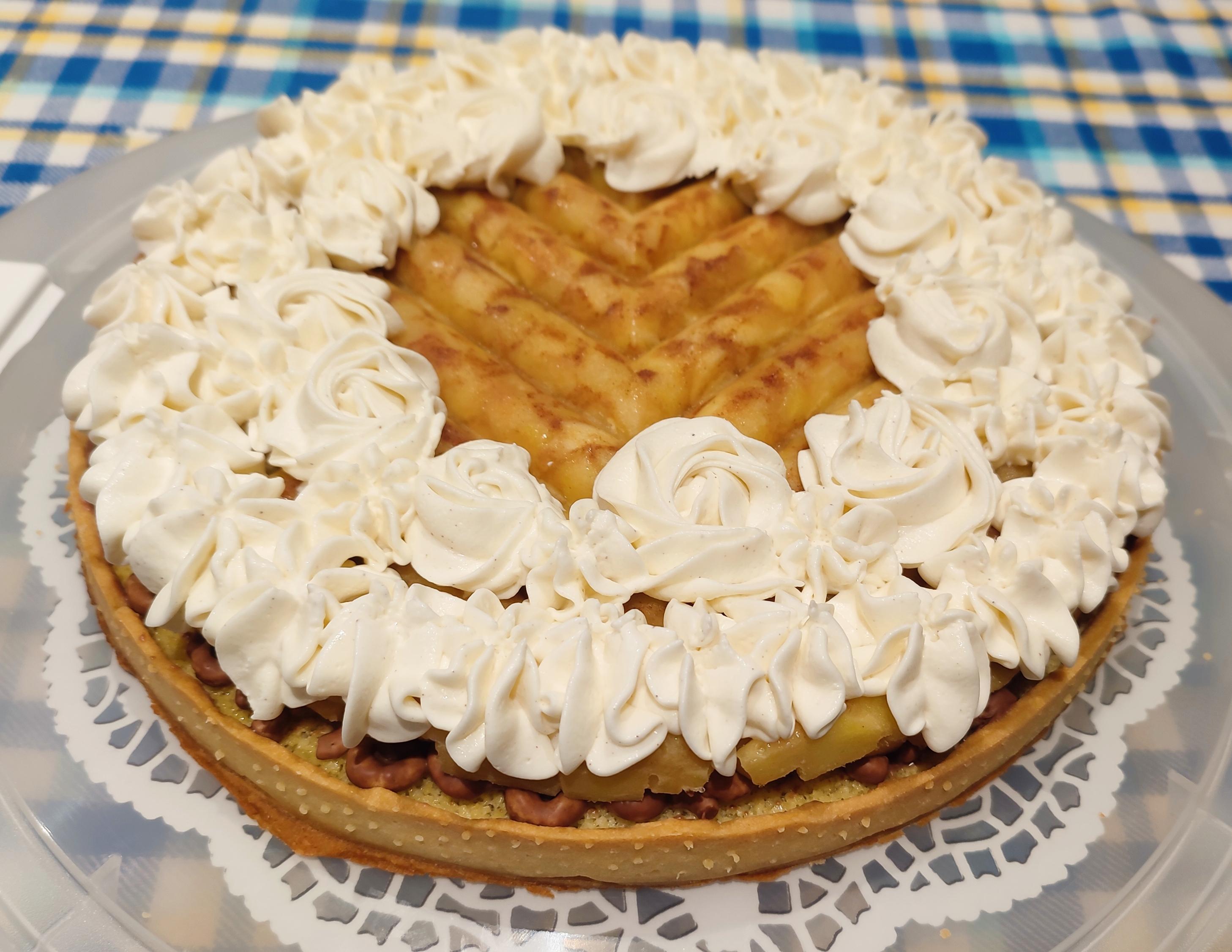 Crostata al profumo di mele e cannella