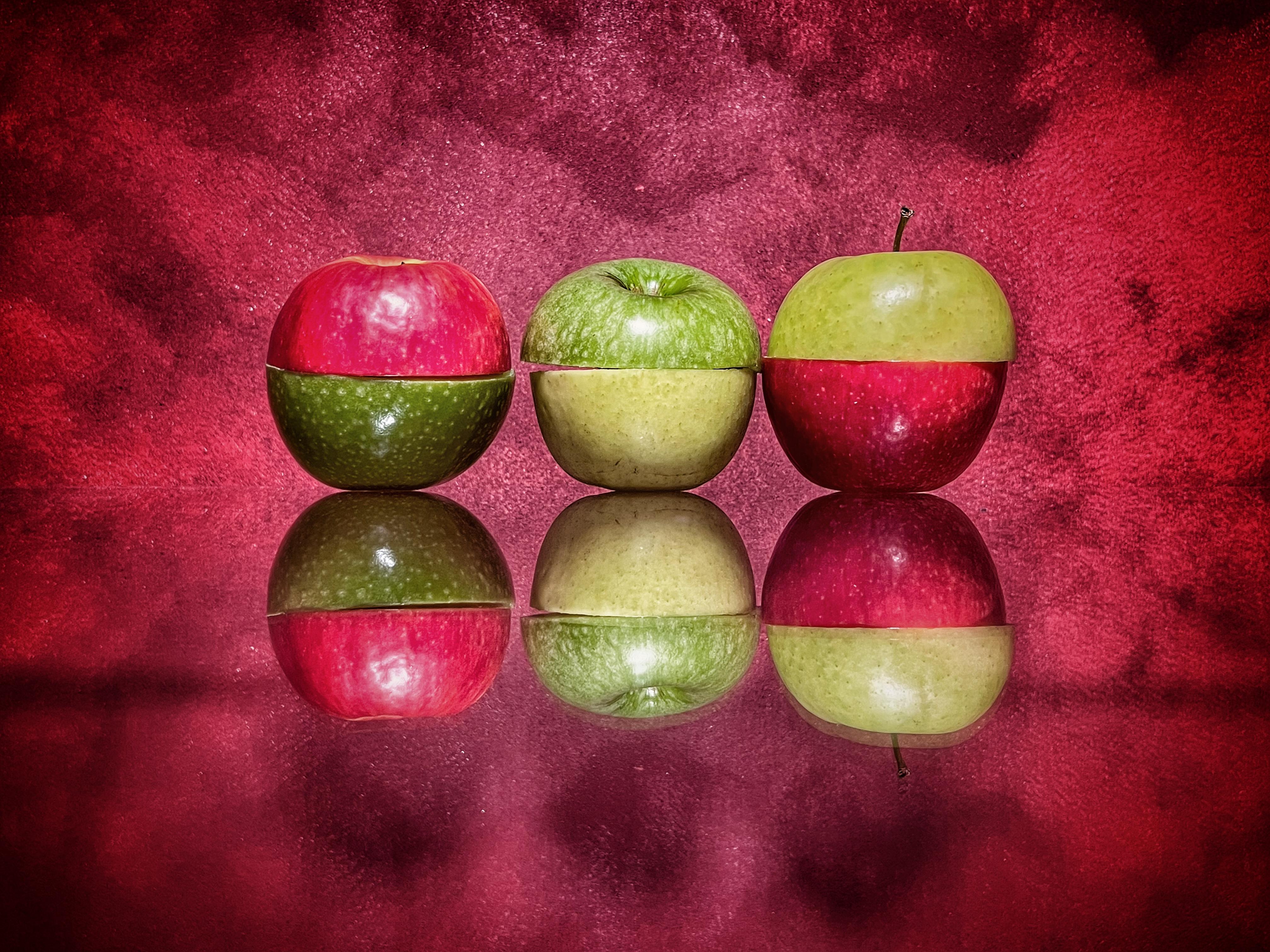 Diferentes, pero manzanas